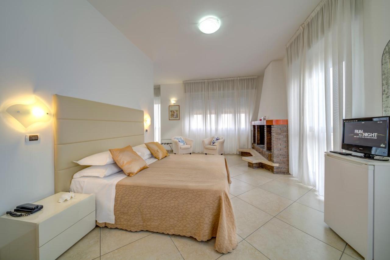Hotel Carlton Beach ริมินี ภายนอก รูปภาพ